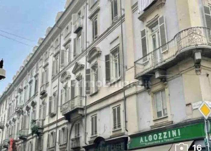 Piccolo Loft Sui Tetti Di Torino